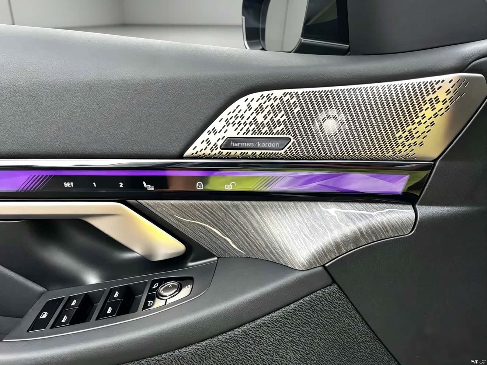 BMW 5 Series, 2025 10