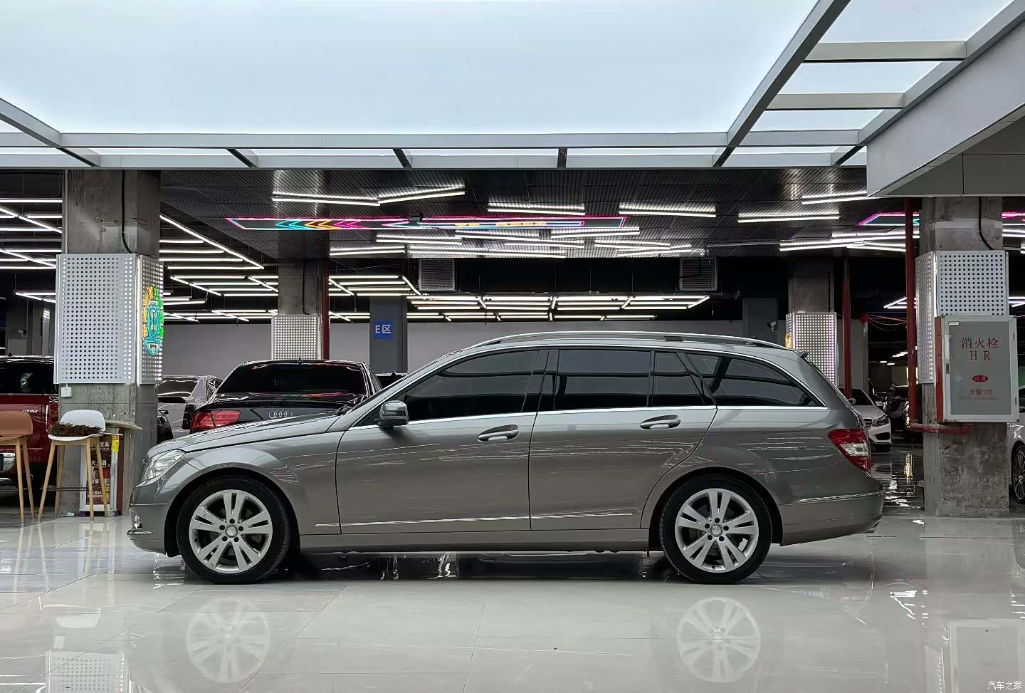 Mercedes-Benz C-Class, 2011 3