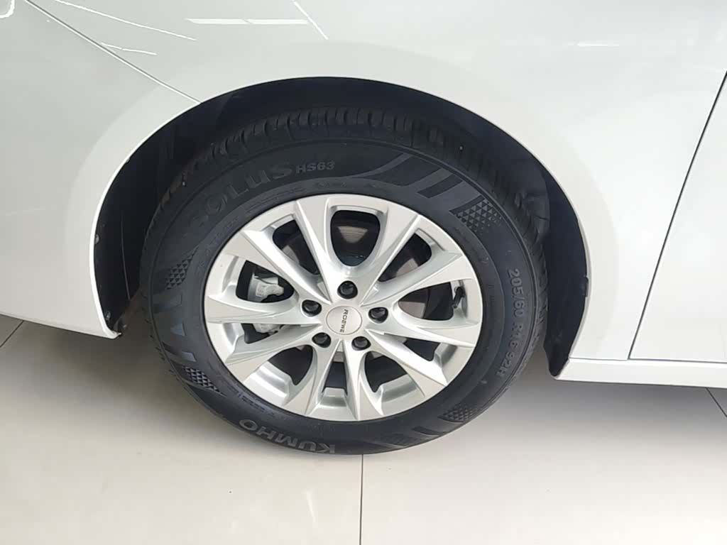 Roewe i5, 2025 23