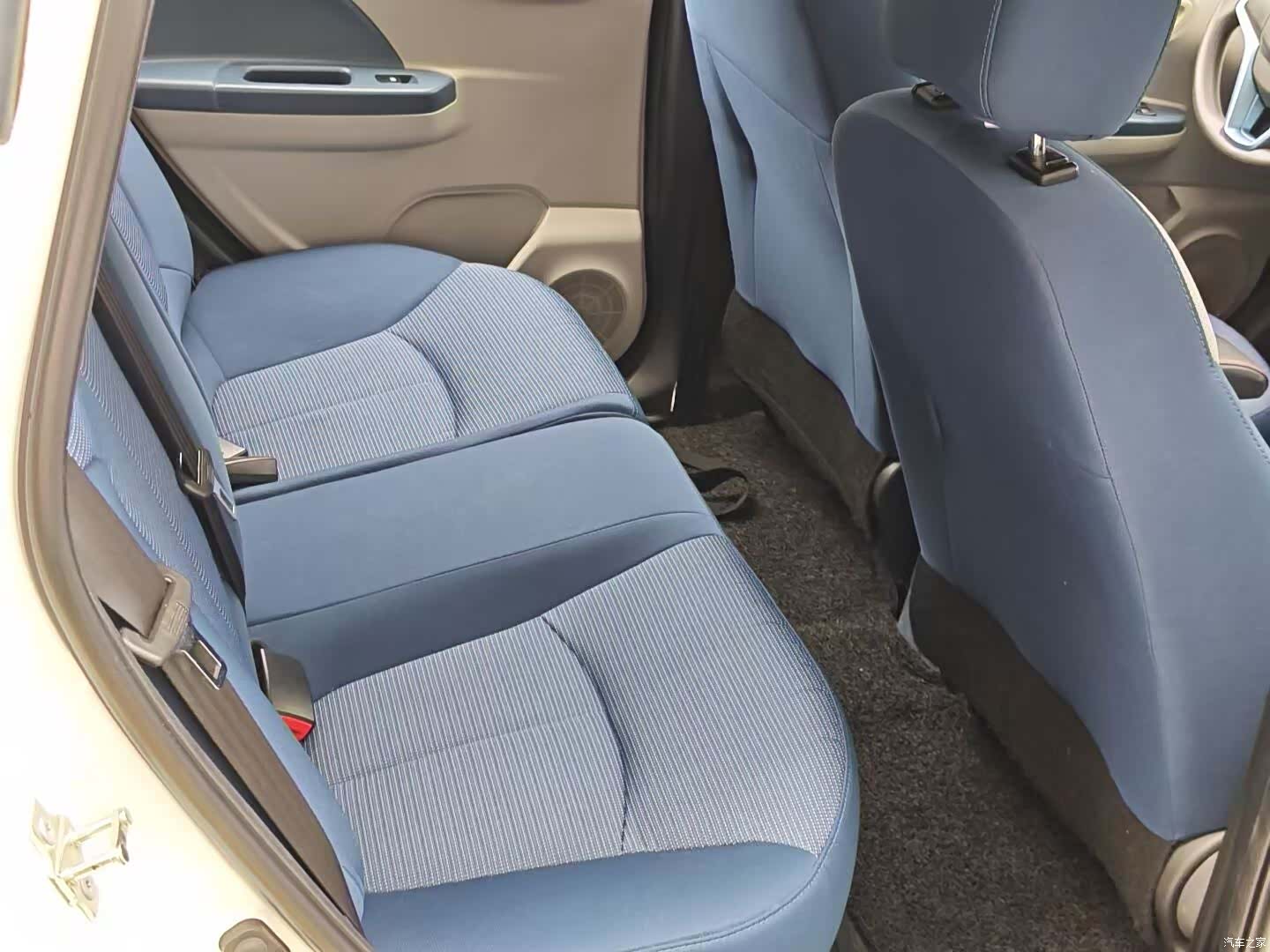Changan E-Star, 2022 все фото