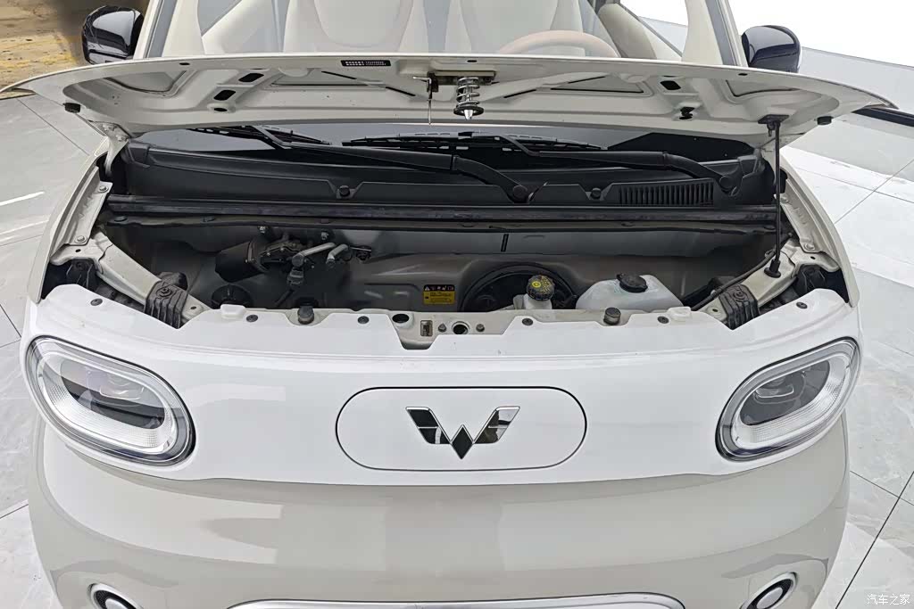 Wuling MINIEV, 2025 10