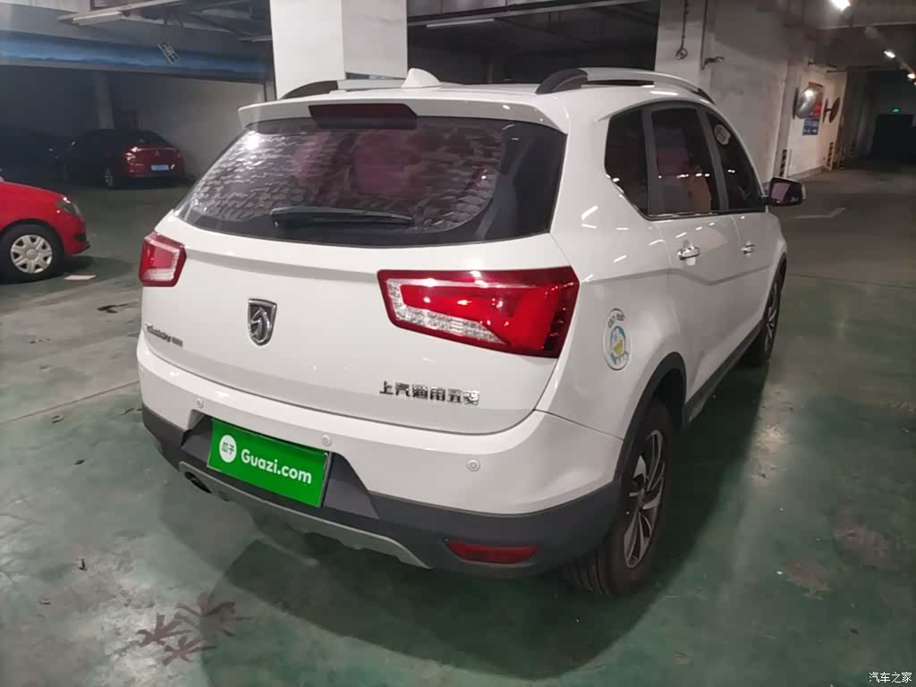 Wuling 560, 2016 7