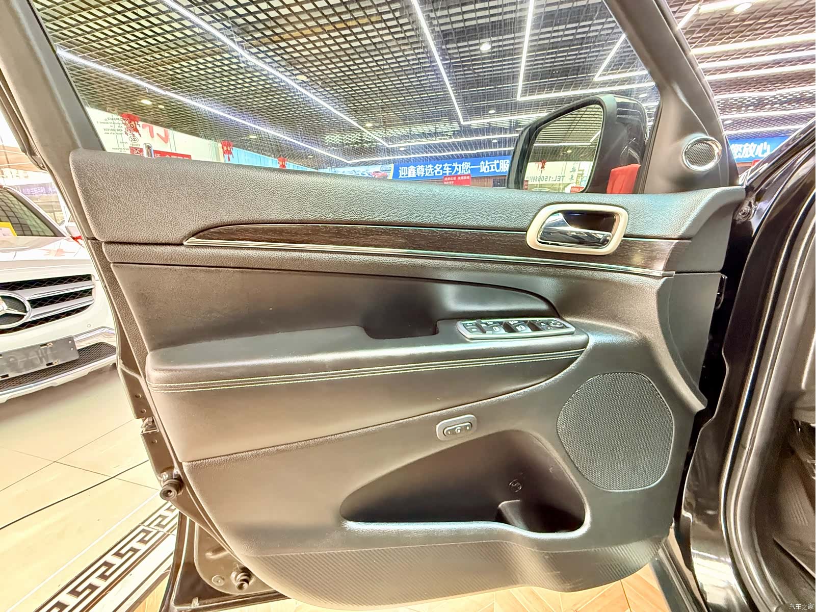 Jeep Grand Cherokee, 2014 8