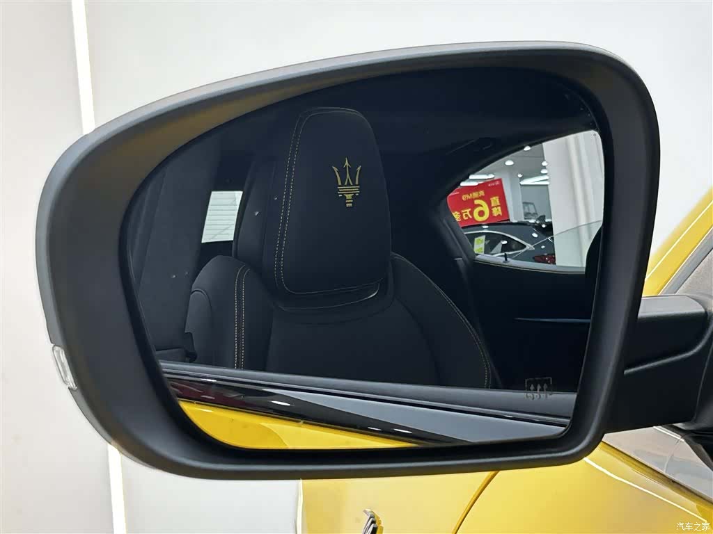 Maserati Ghibli, 2024 24