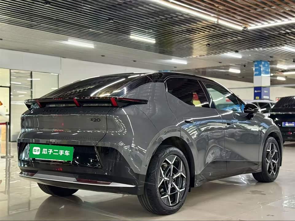 Lynk & Co Z20 Lynk & Co Z20