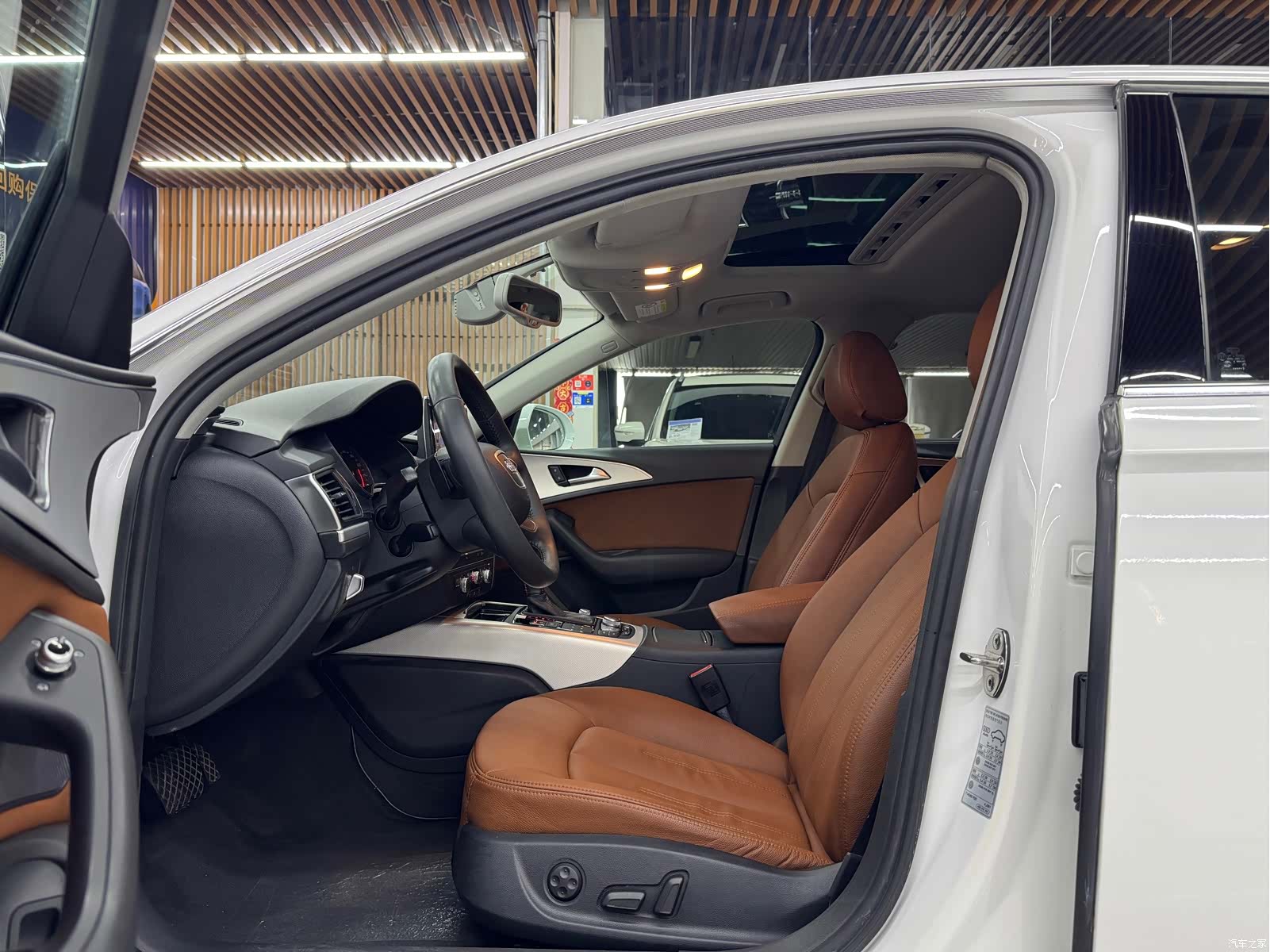 Audi A6L, 2015 6