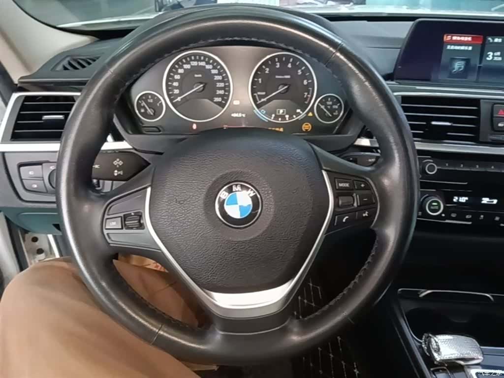 BMW 3 Series, 2018 11