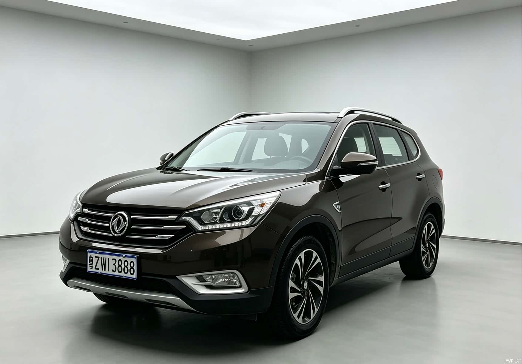DongFeng AX7, 2018 1