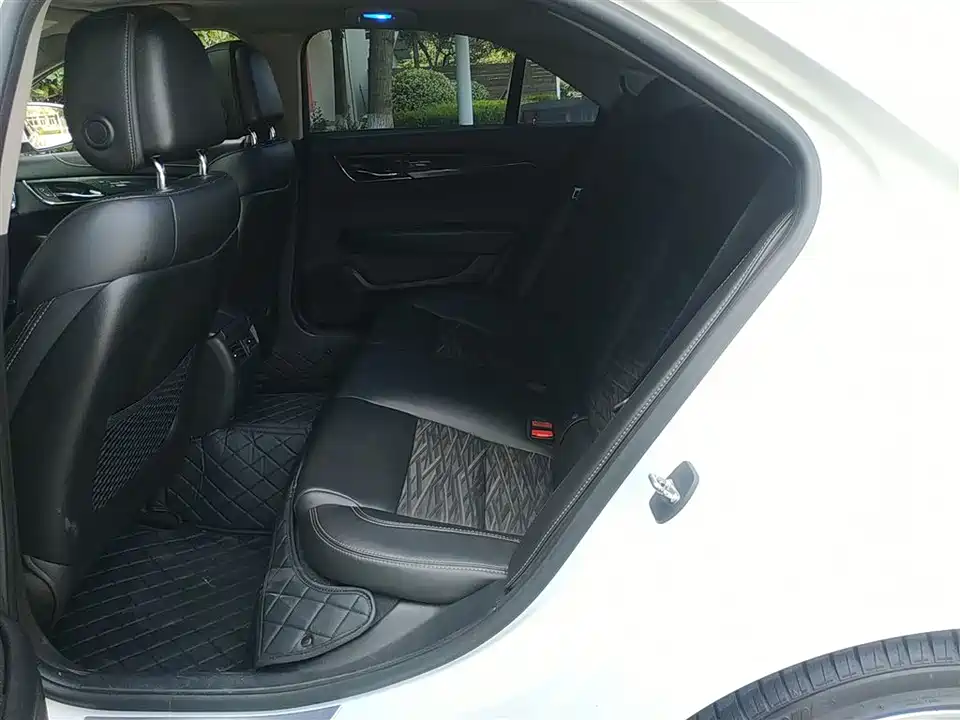 Cadillac ATS-L