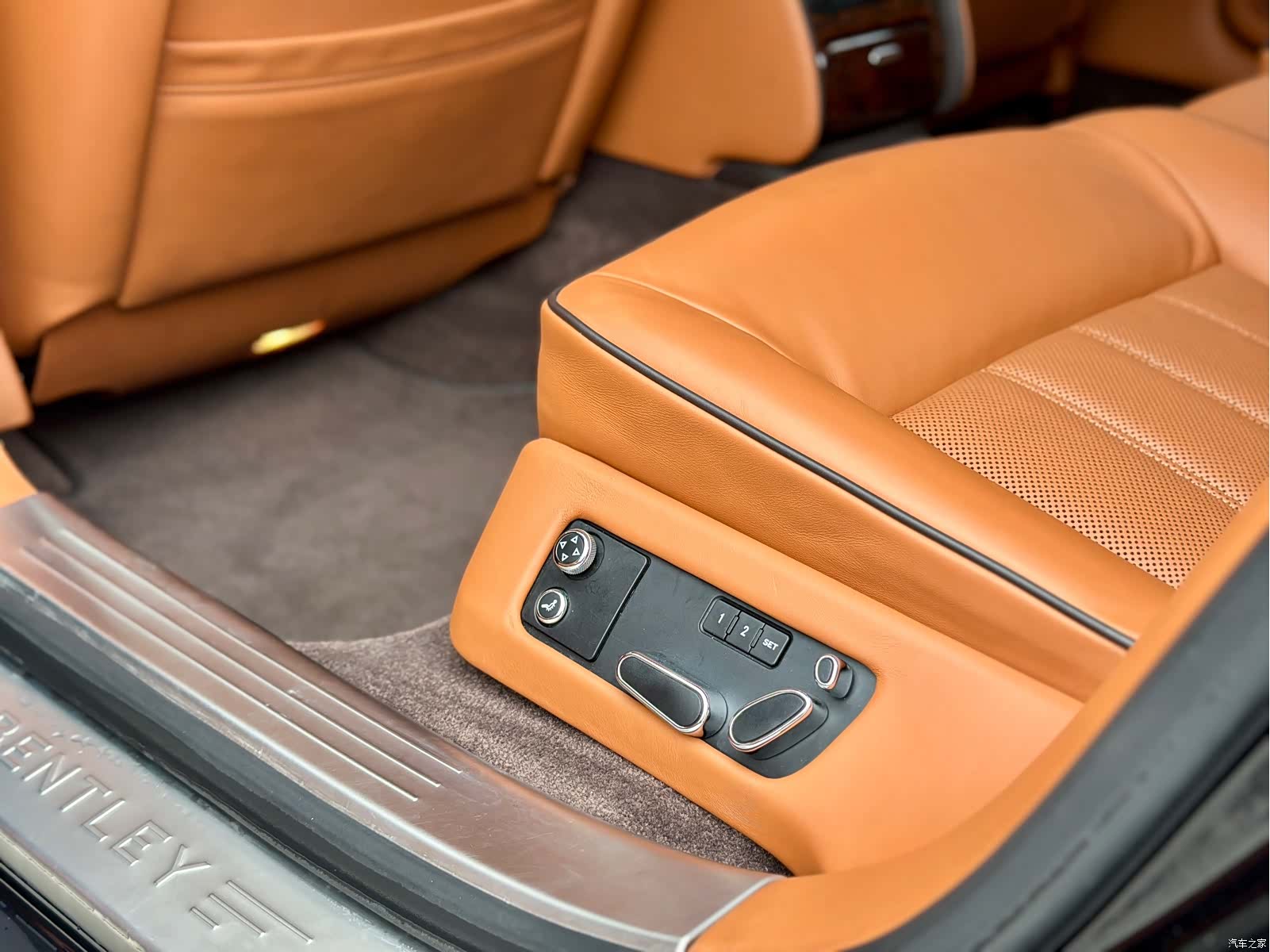 Bentley Flying Spur, 2012 33
