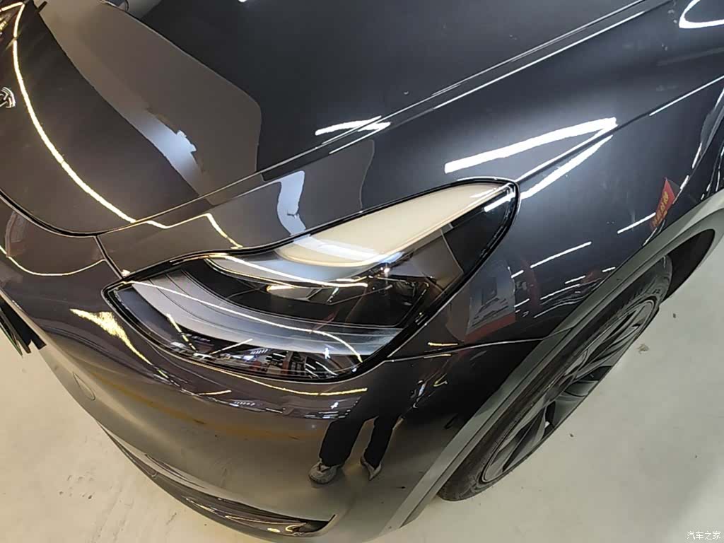 Tesla Model Y, 2024 24