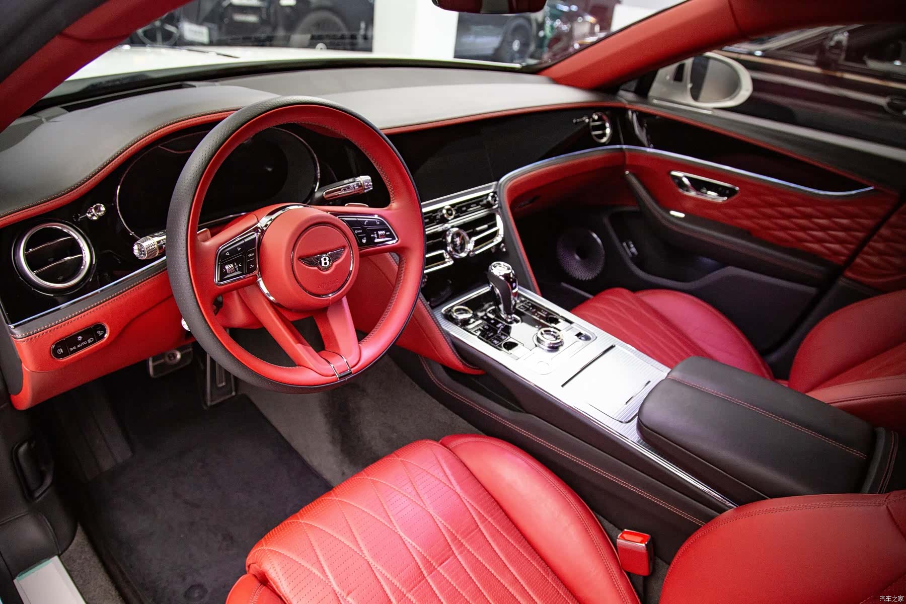 Bentley Flying Spur, 2021 4