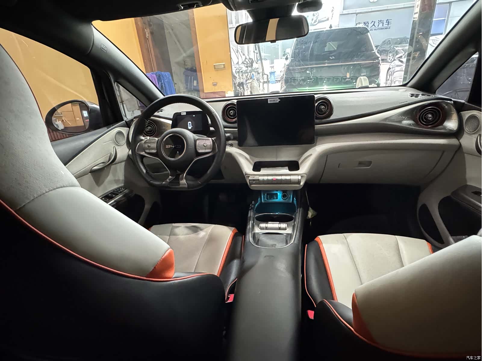 BYD Dolphin, 2022 12