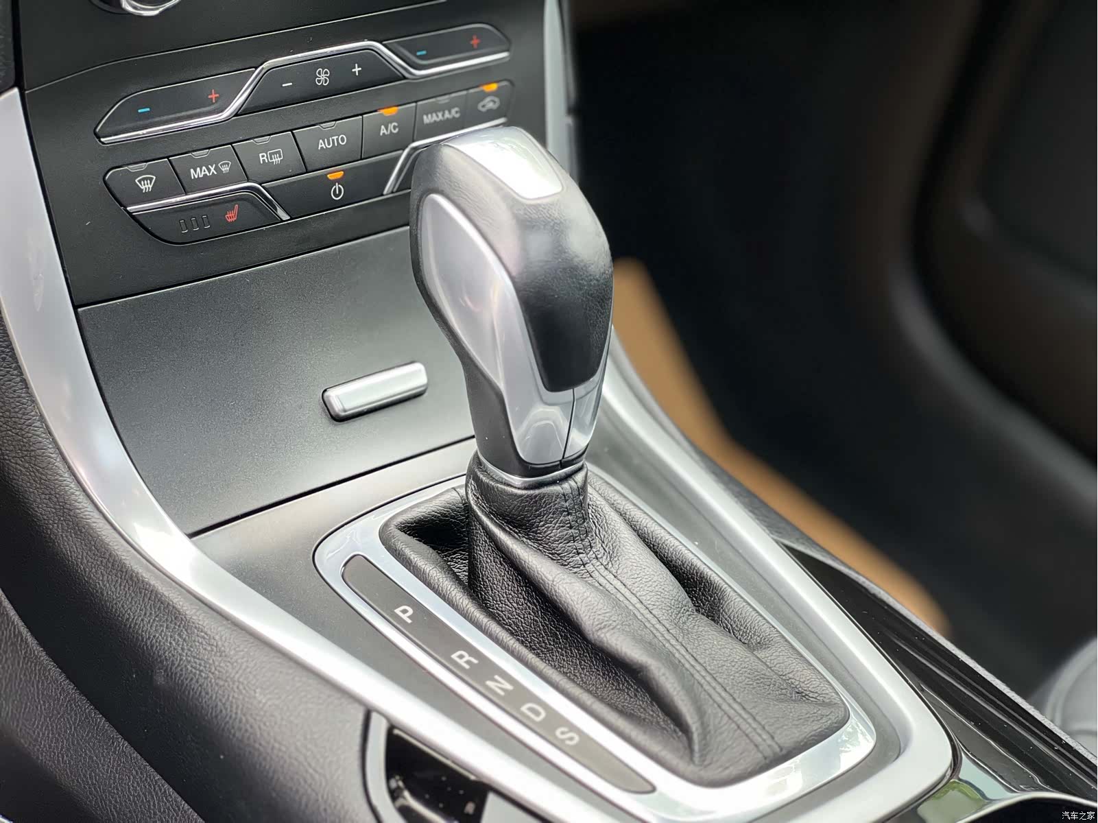 Ford Edge, 2016 13