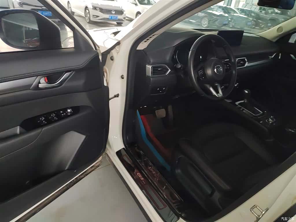 Mazda CX-5, 2023 12