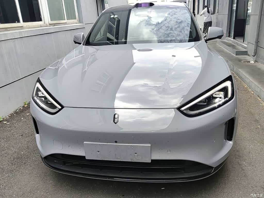AITO M5, 2025 3