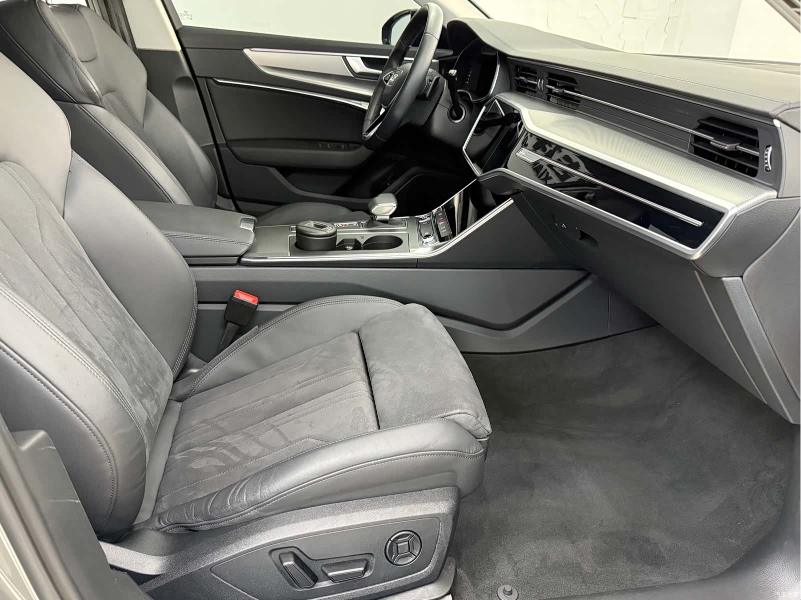 Audi A6, 2022 12