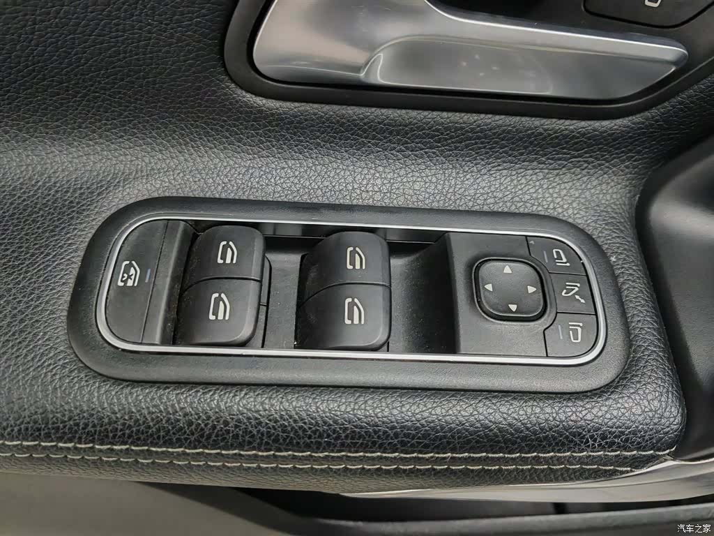 Mercedes-Benz A-Class, 2019 24