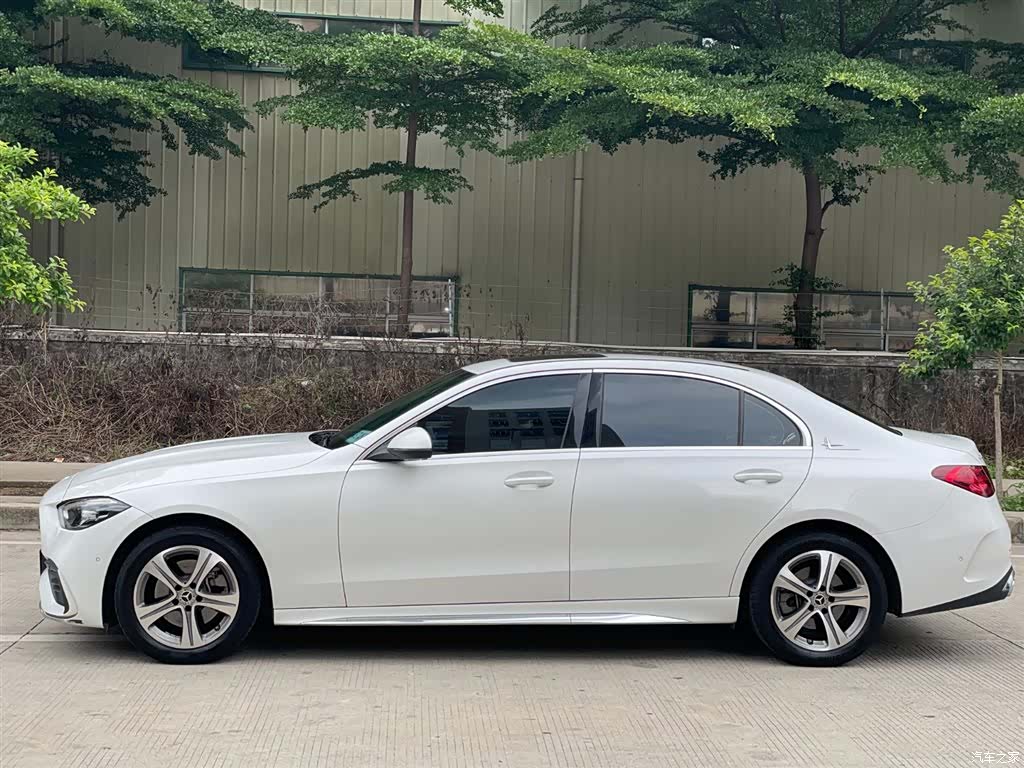 Mercedes-Benz C-Class, 2022 14