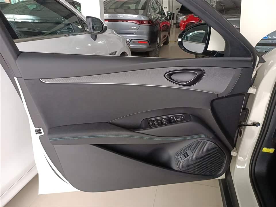 BYD Seal 06