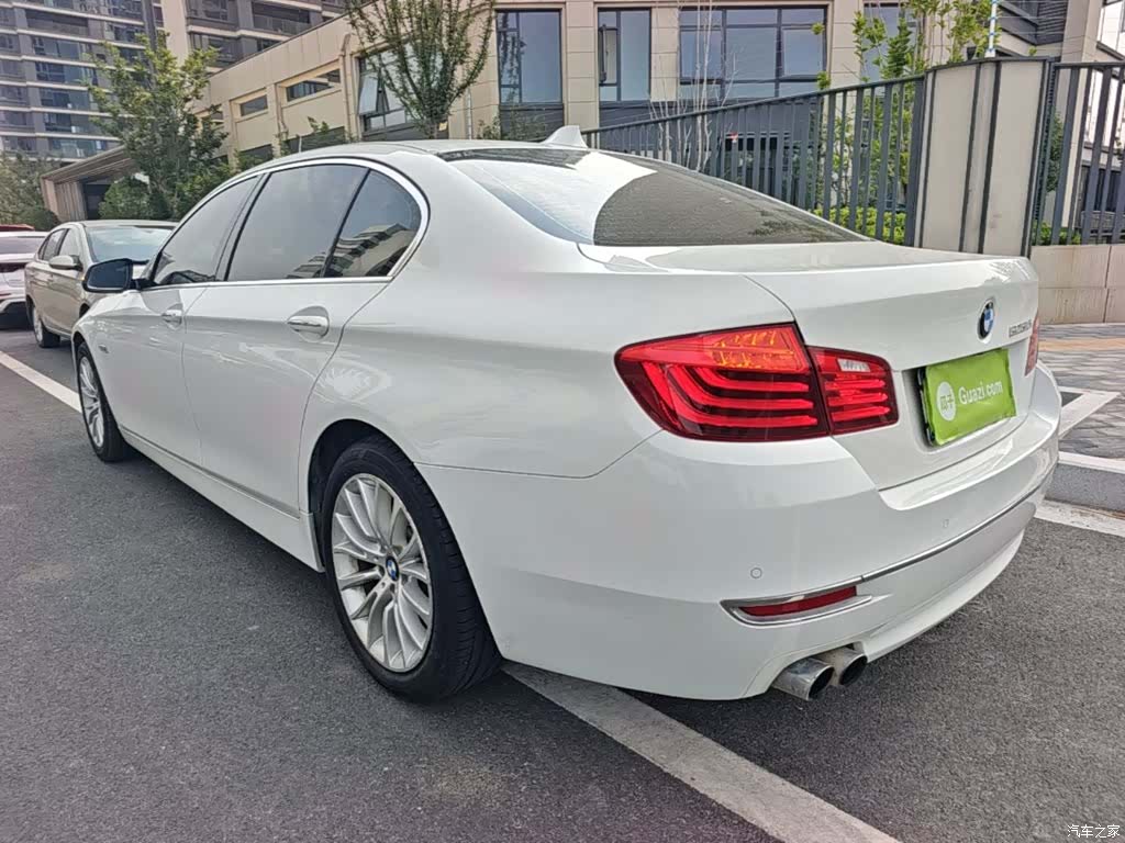 BMW 5 Series, 2015 все фото