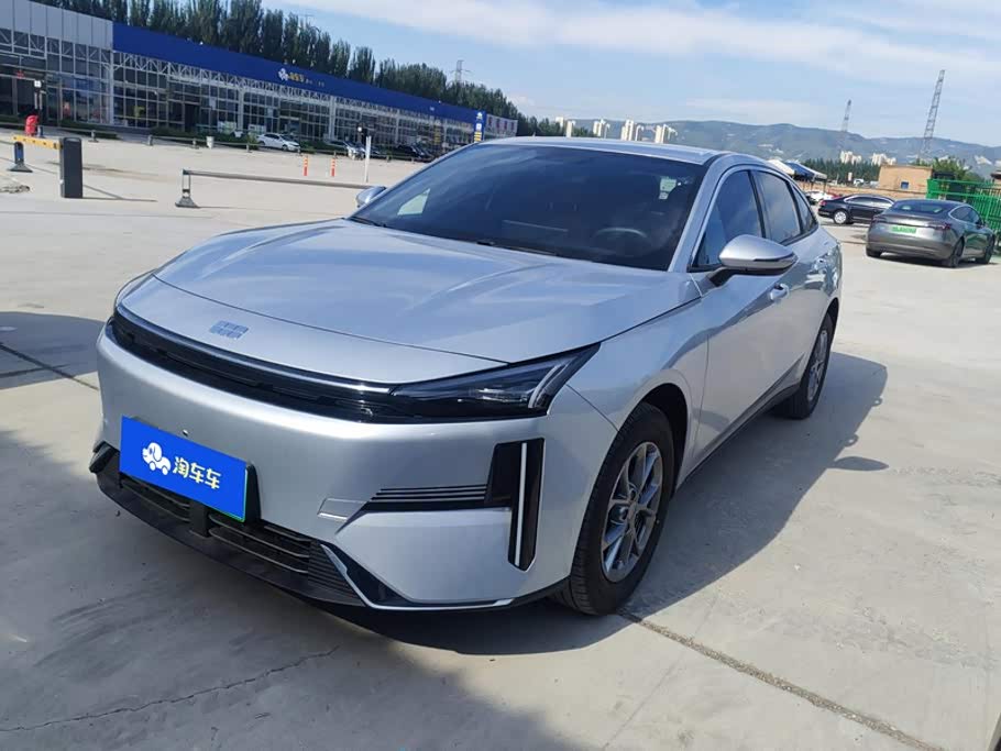 Geely Galaxy L6