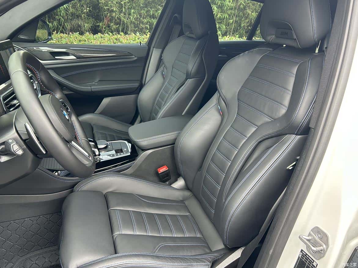 BMW X4, 2025 11