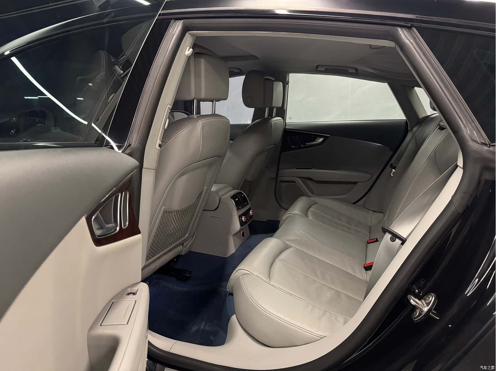 Audi A7, 2012 17