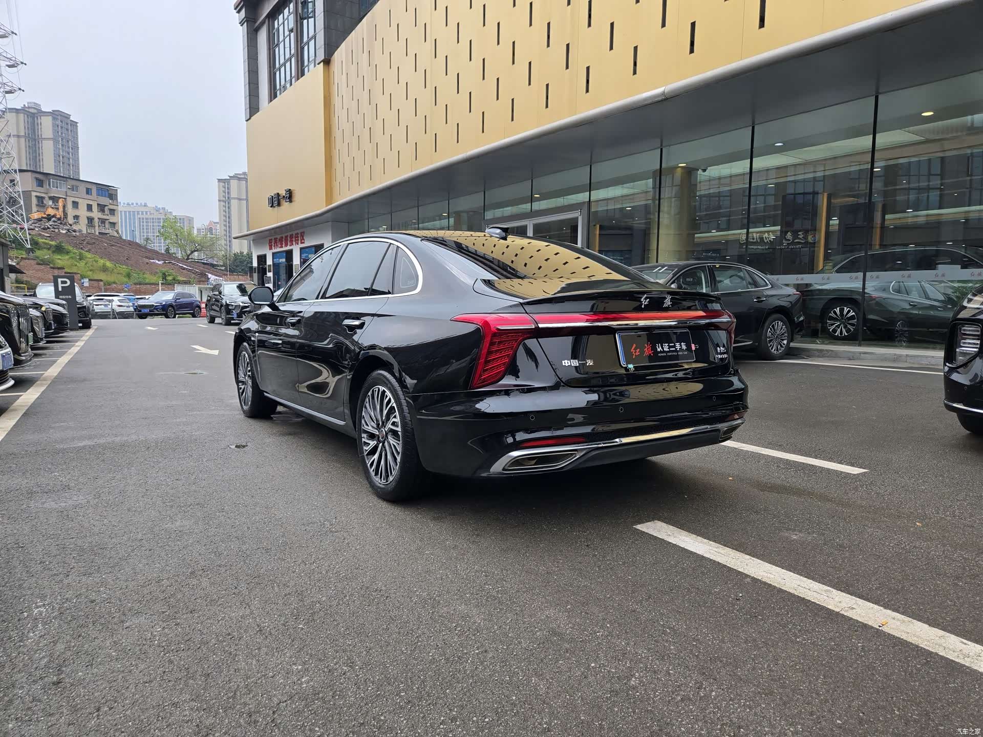 Hongqi H5, 2025 6