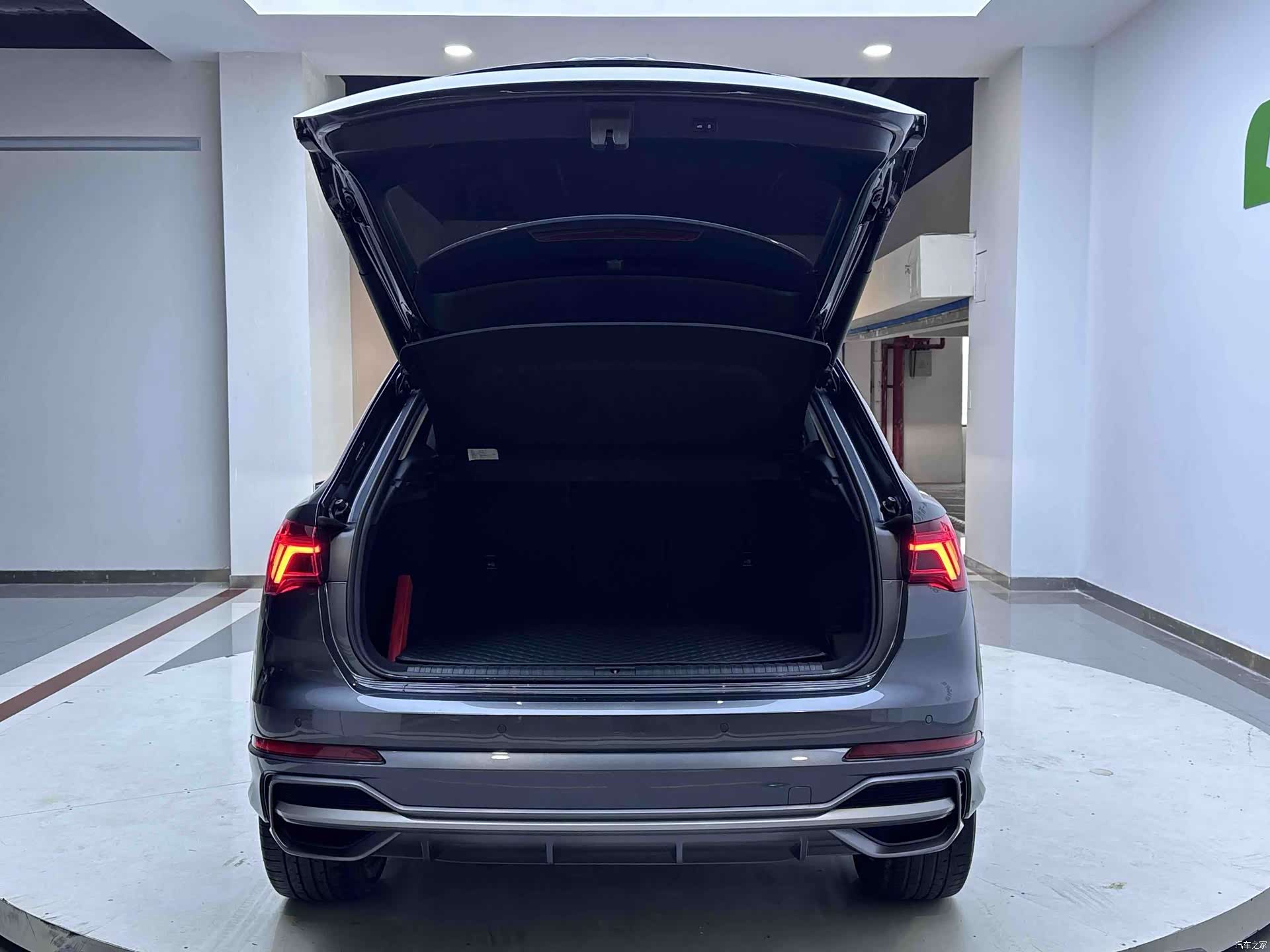 Audi Q3, 2023 20