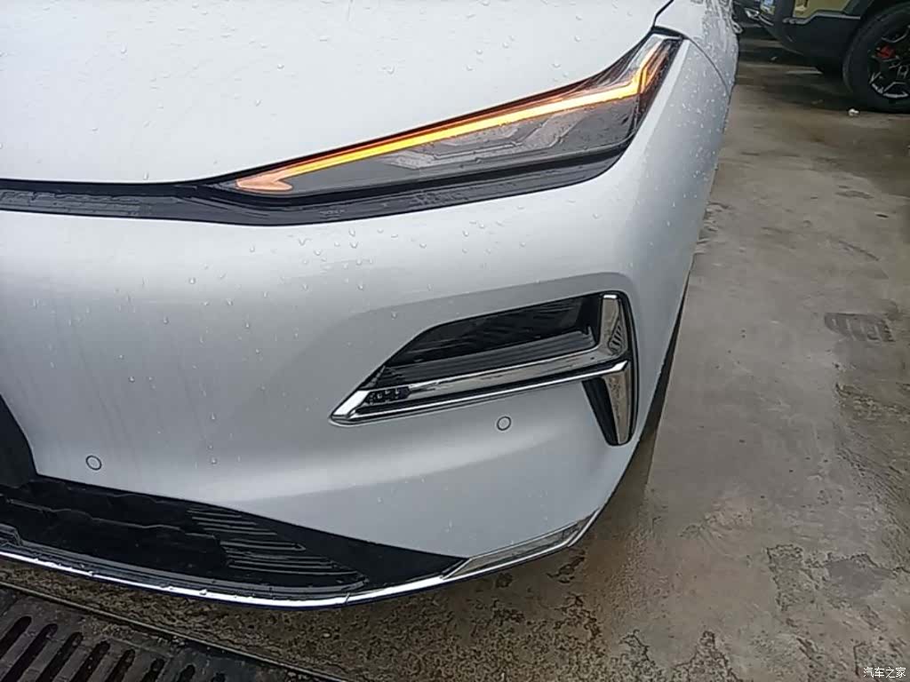 Geely 8, 2025 24