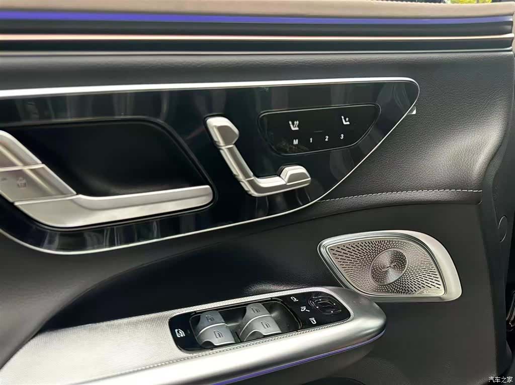 Mercedes-Benz EQE, 2025 16