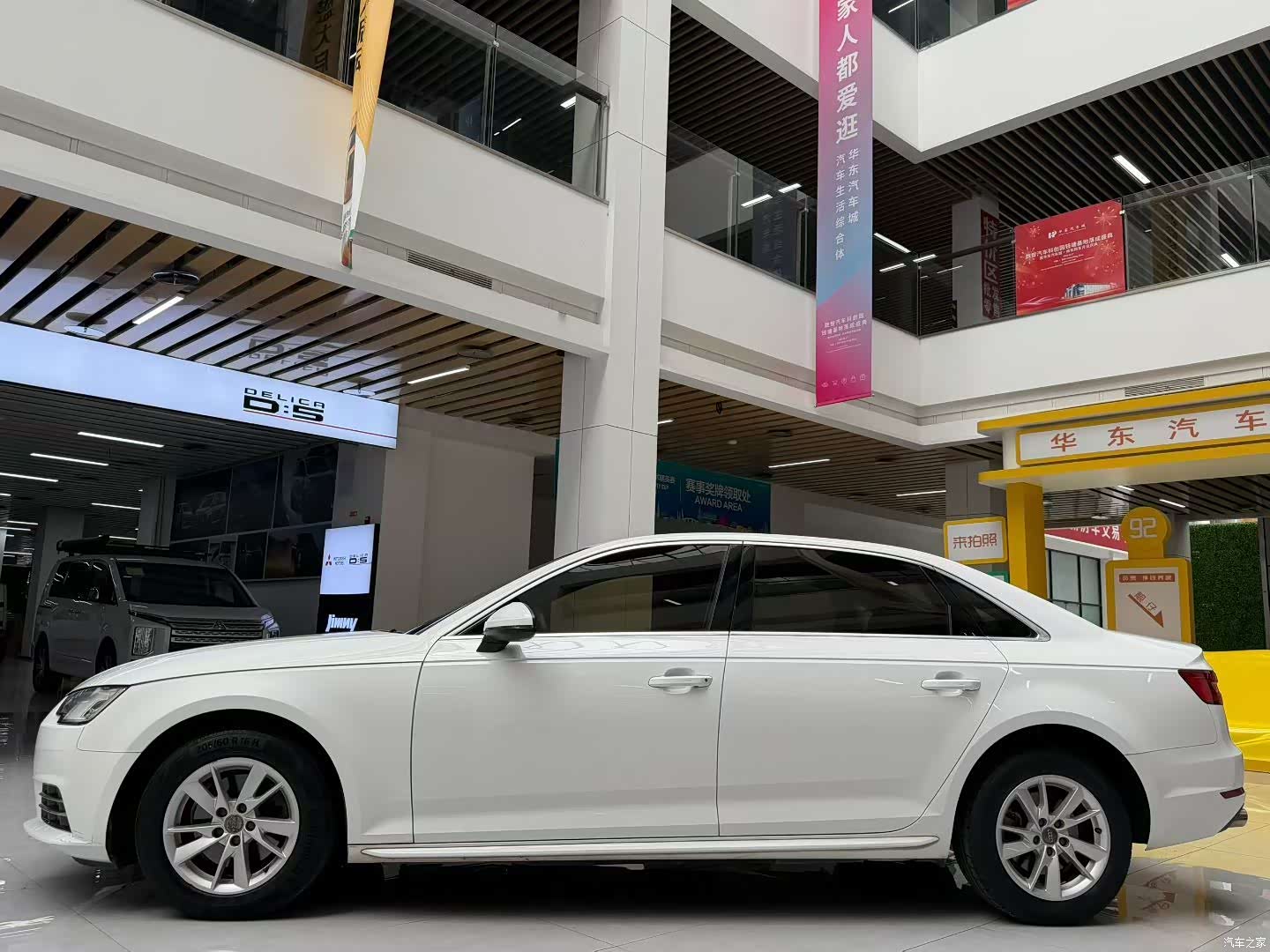 Audi A4L, 2016 все фото
