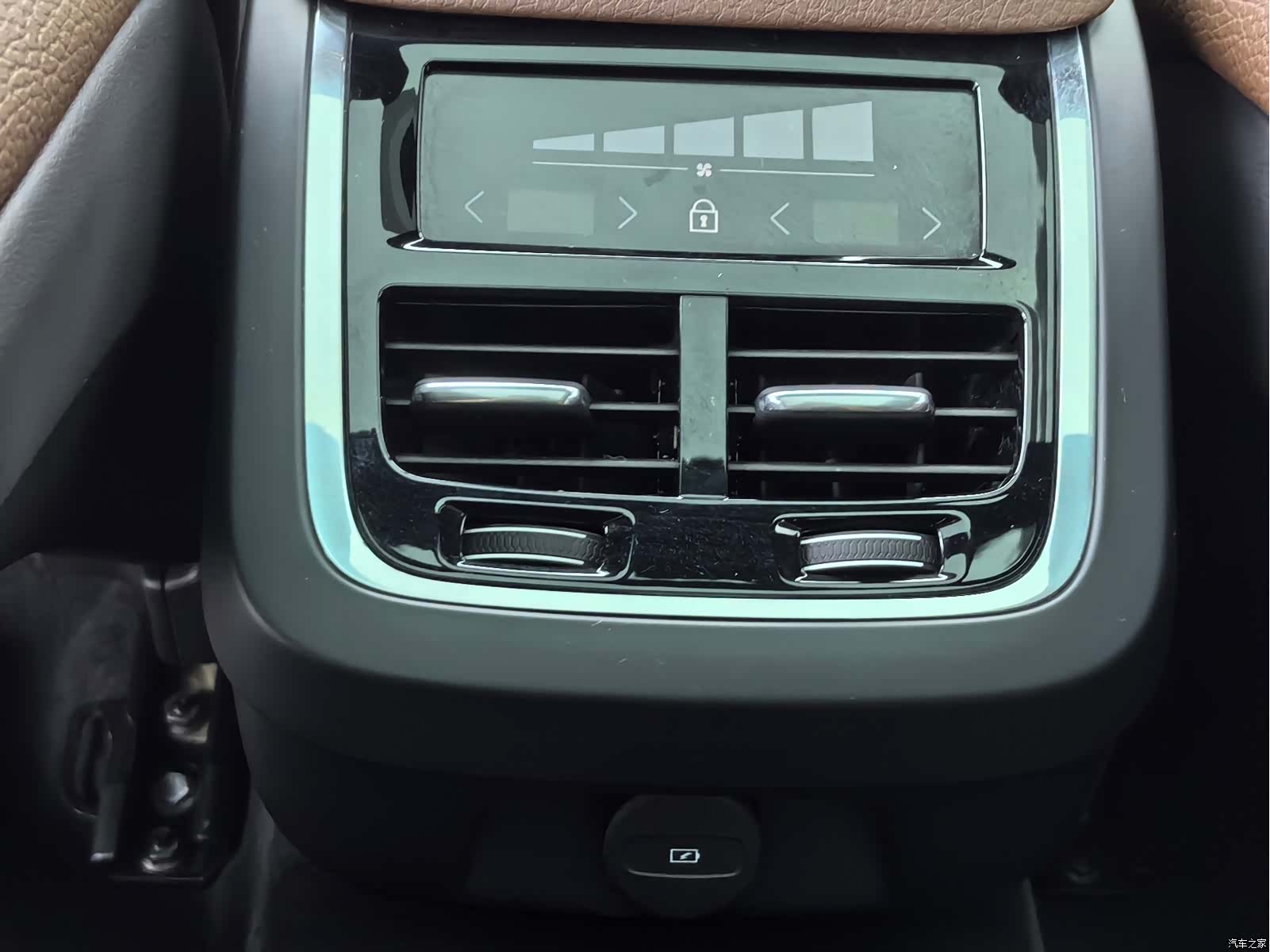 Volvo V90, 2021 18