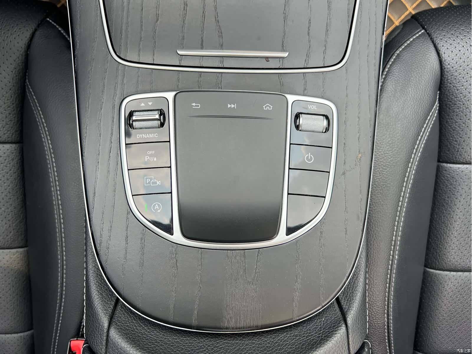 Mercedes-Benz E-Class, 2020 14