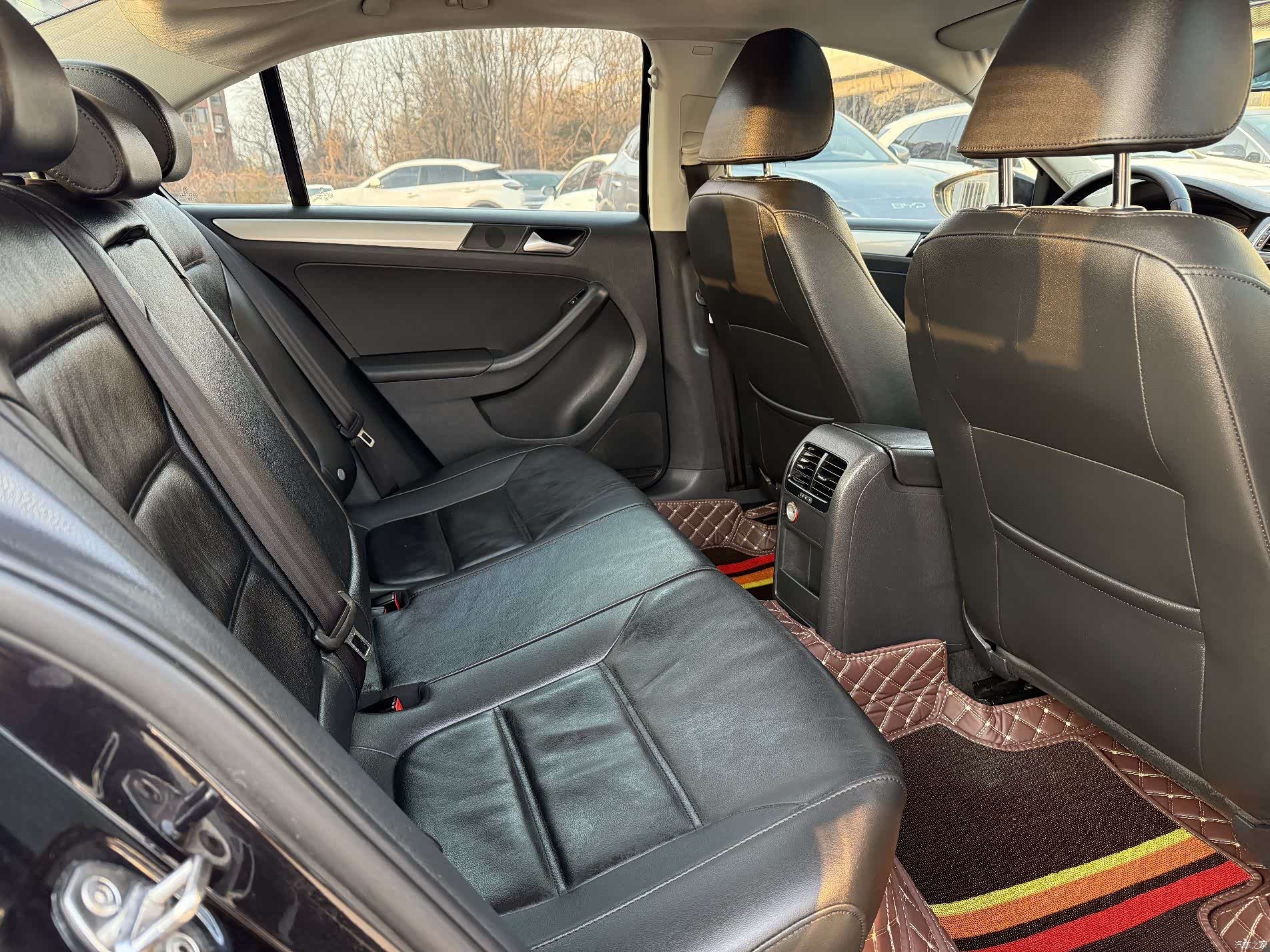 Volkswagen Sagitar, 2014 все фото