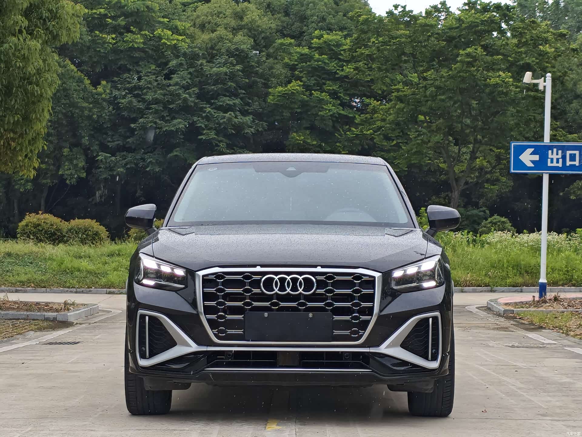 Audi Q2L, 2023 2