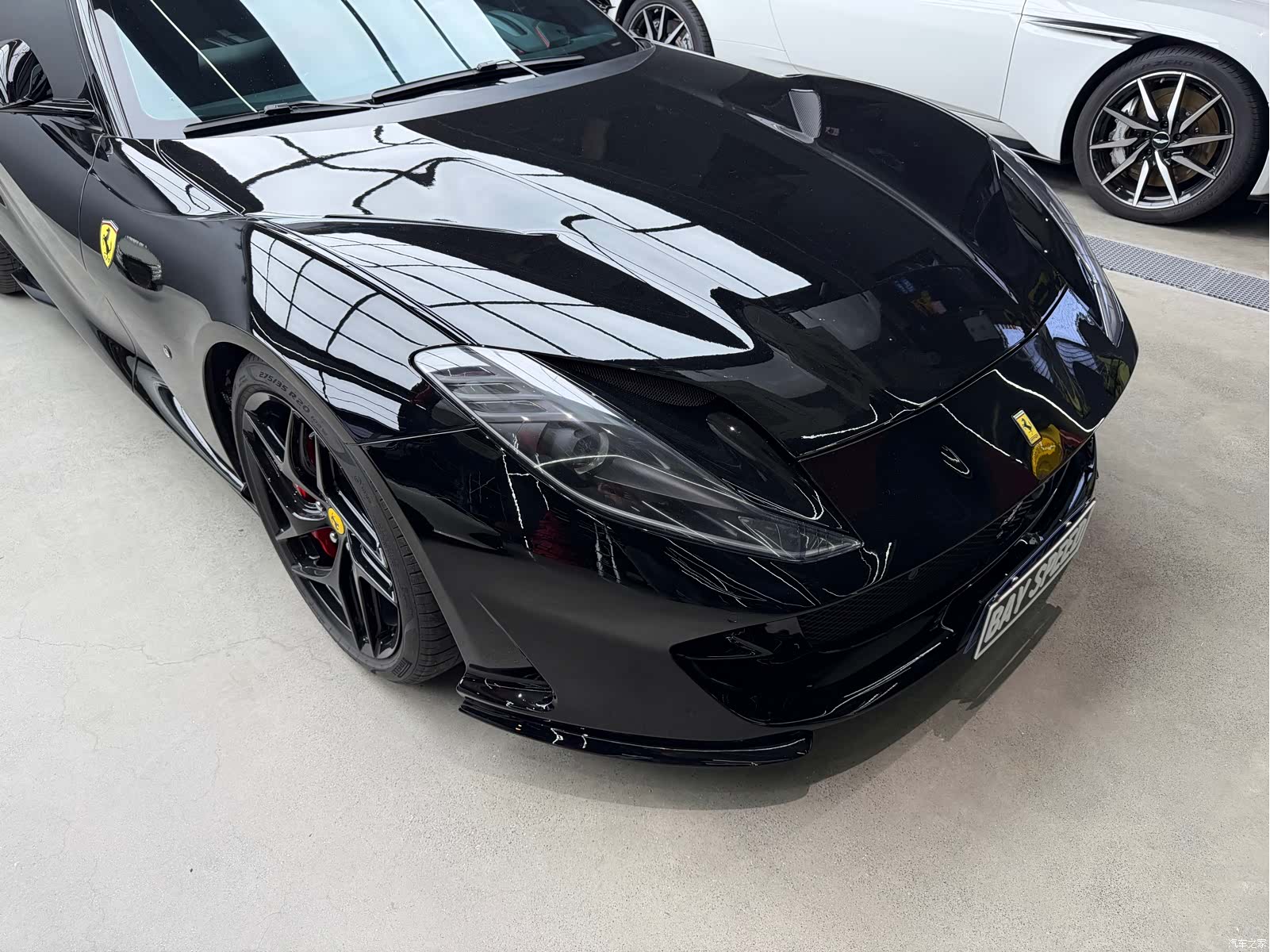 Ferrari 812, 2017 11