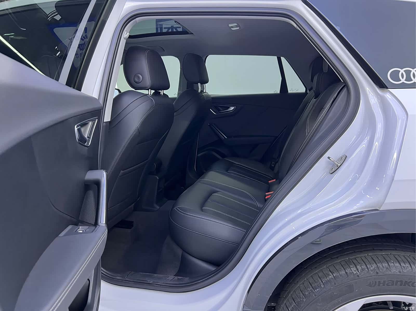 Audi Q2L, 2023 12