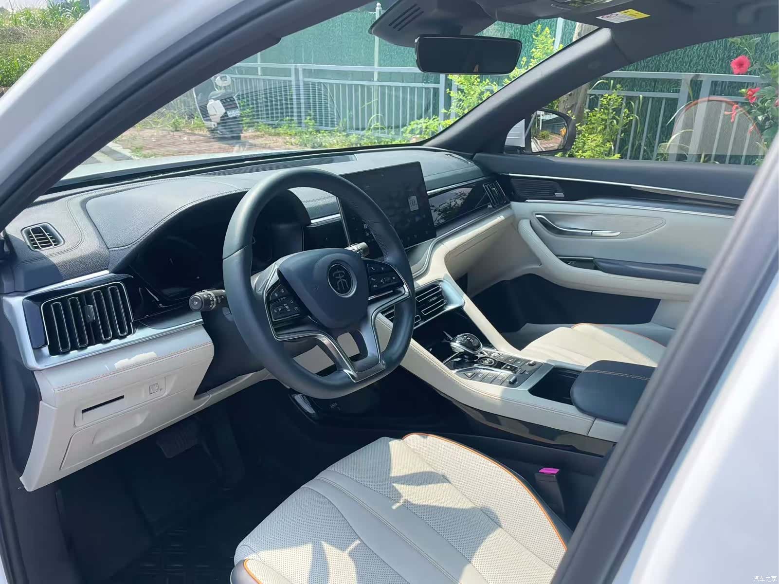BYD Song, 2022 13
