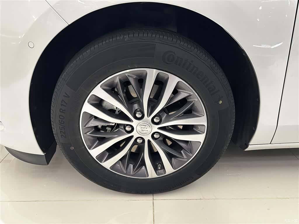 Buick GL8, 2022 все фото