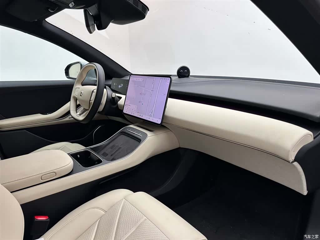 NIO ET5, 2025 11