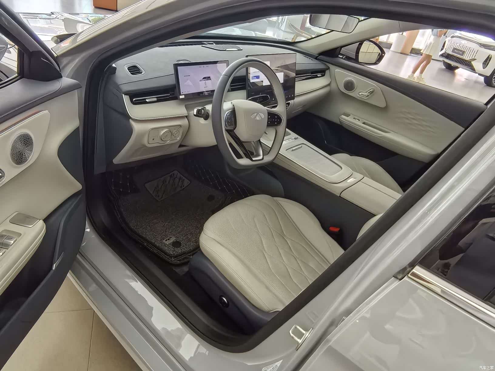 Chery A8L, 2026 все фото
