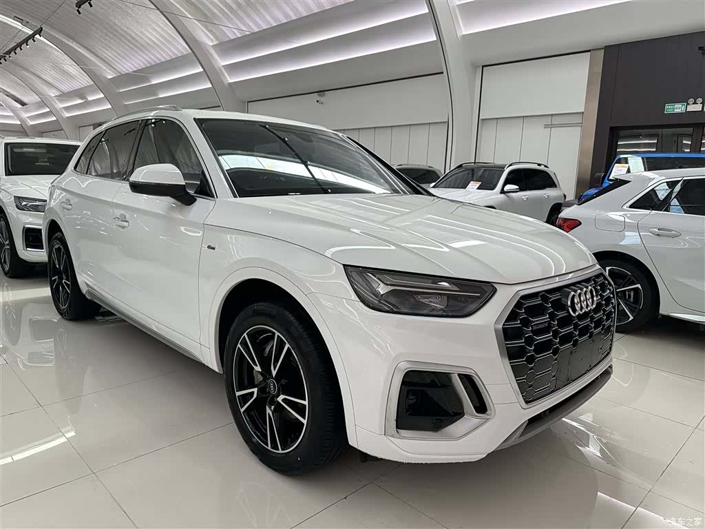 Audi Q5L, 2022 3
