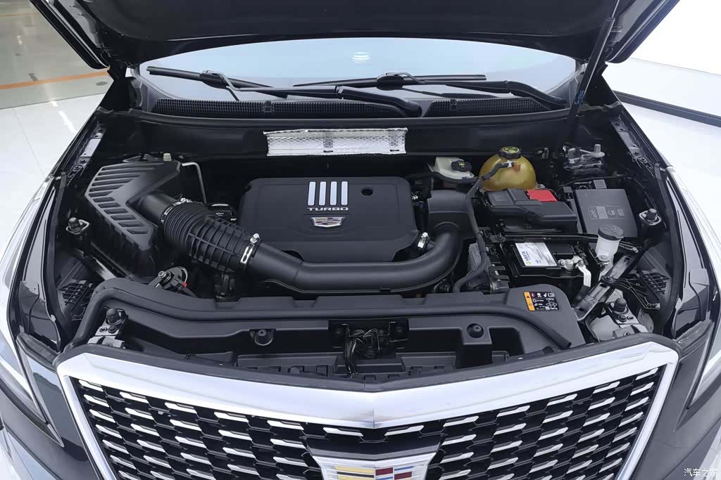 Cadillac XT5, 2019 10