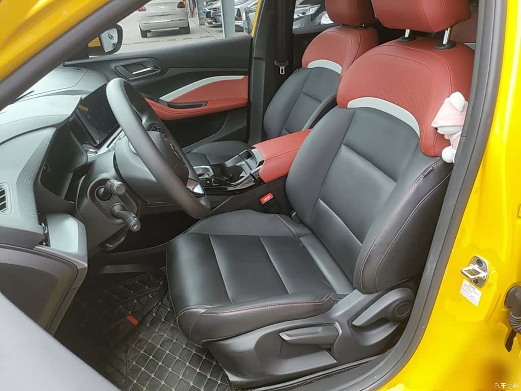 MG MG5, 2021 15