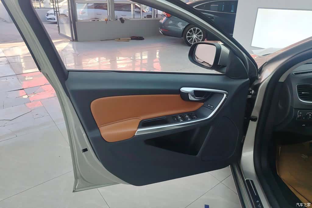 Volvo S60, 2016 7