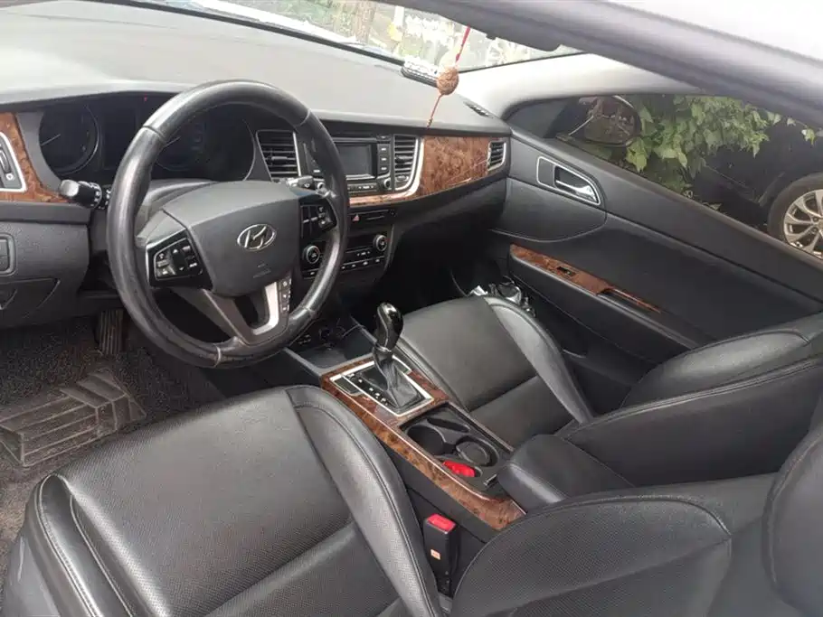 Hyundai Name picture