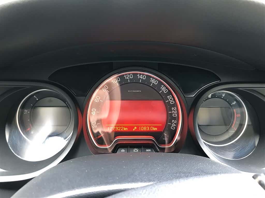 Citroen C5, 2011 все фото
