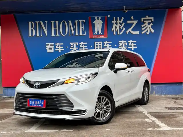 Toyota SIENNA 2023 — купить из Китая под заказ